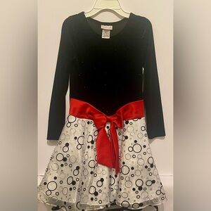 Ashley Ann Elegant Black and White Design